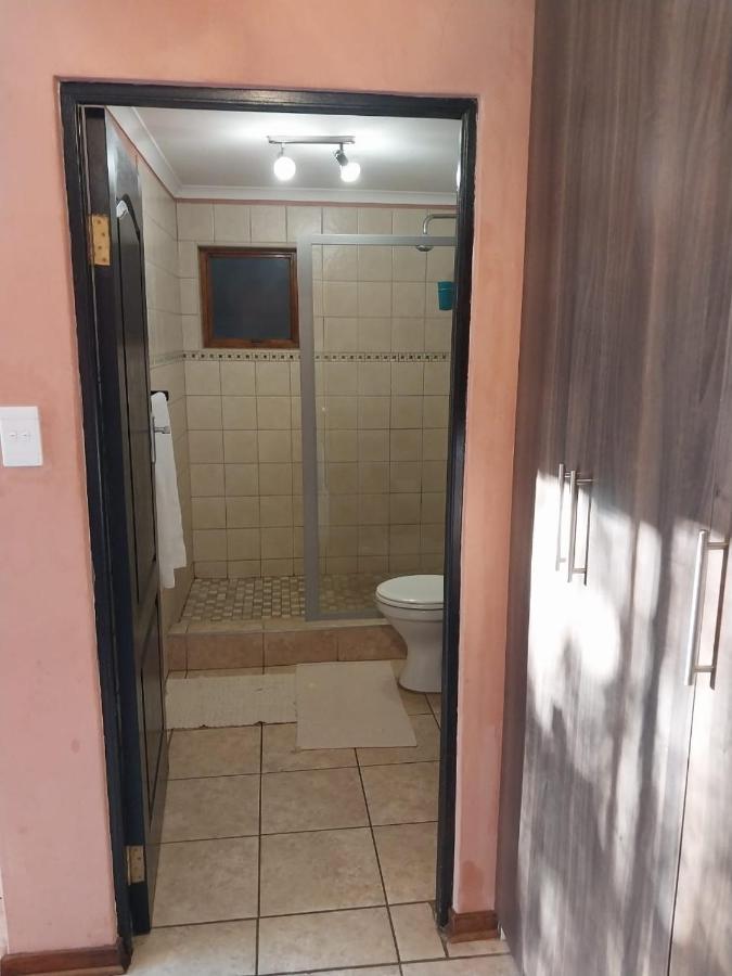 Kwena Maribane Lodge Bronkhorstspruit Ngoại thất bức ảnh